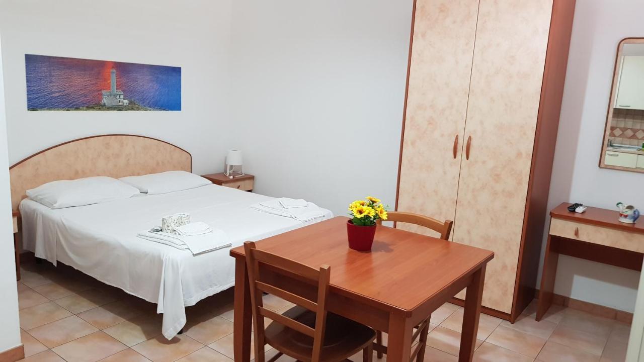 Aparthotel Catona House Otranto Exterior foto